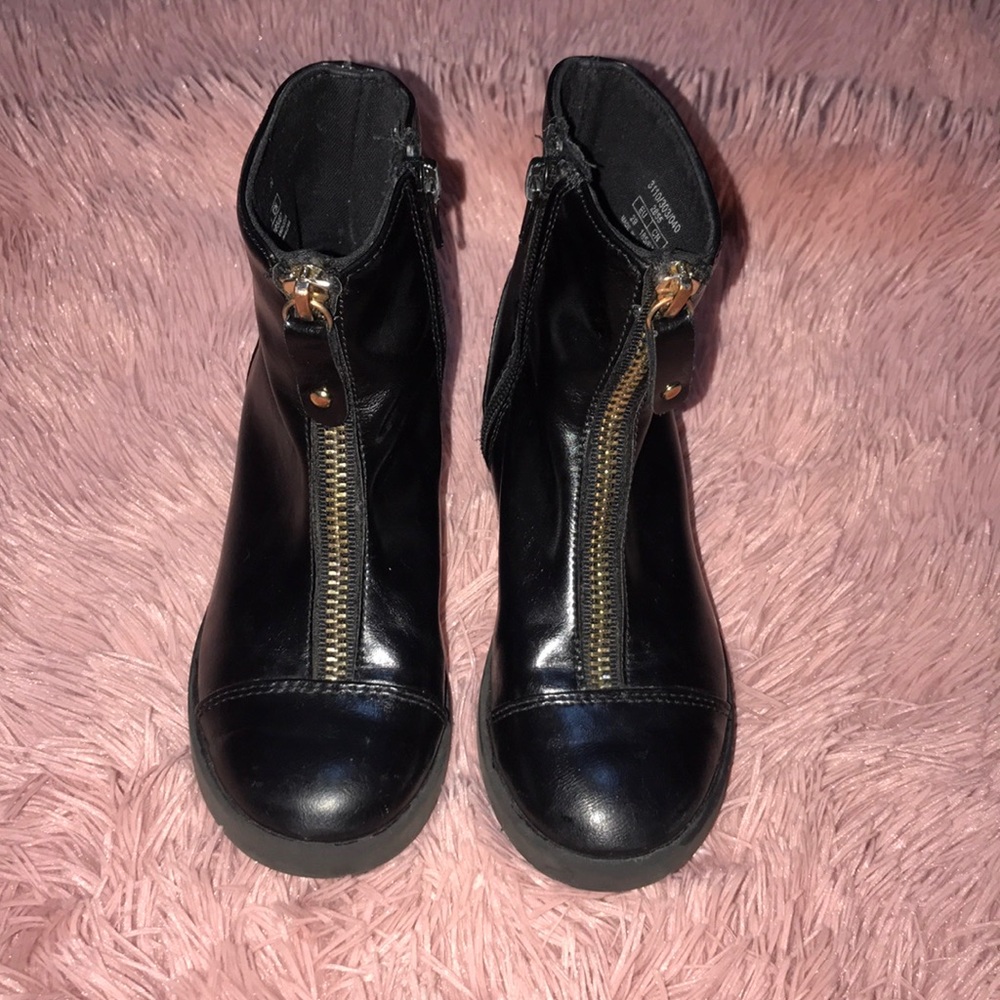 Zara ZIP bootie!